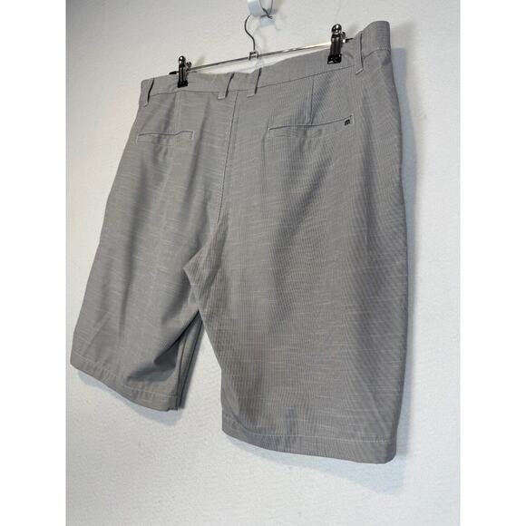 Travis Matthew Mens Chino Golf Shorts Casual Striped Gray Sz 38 - Picture 5 of 7